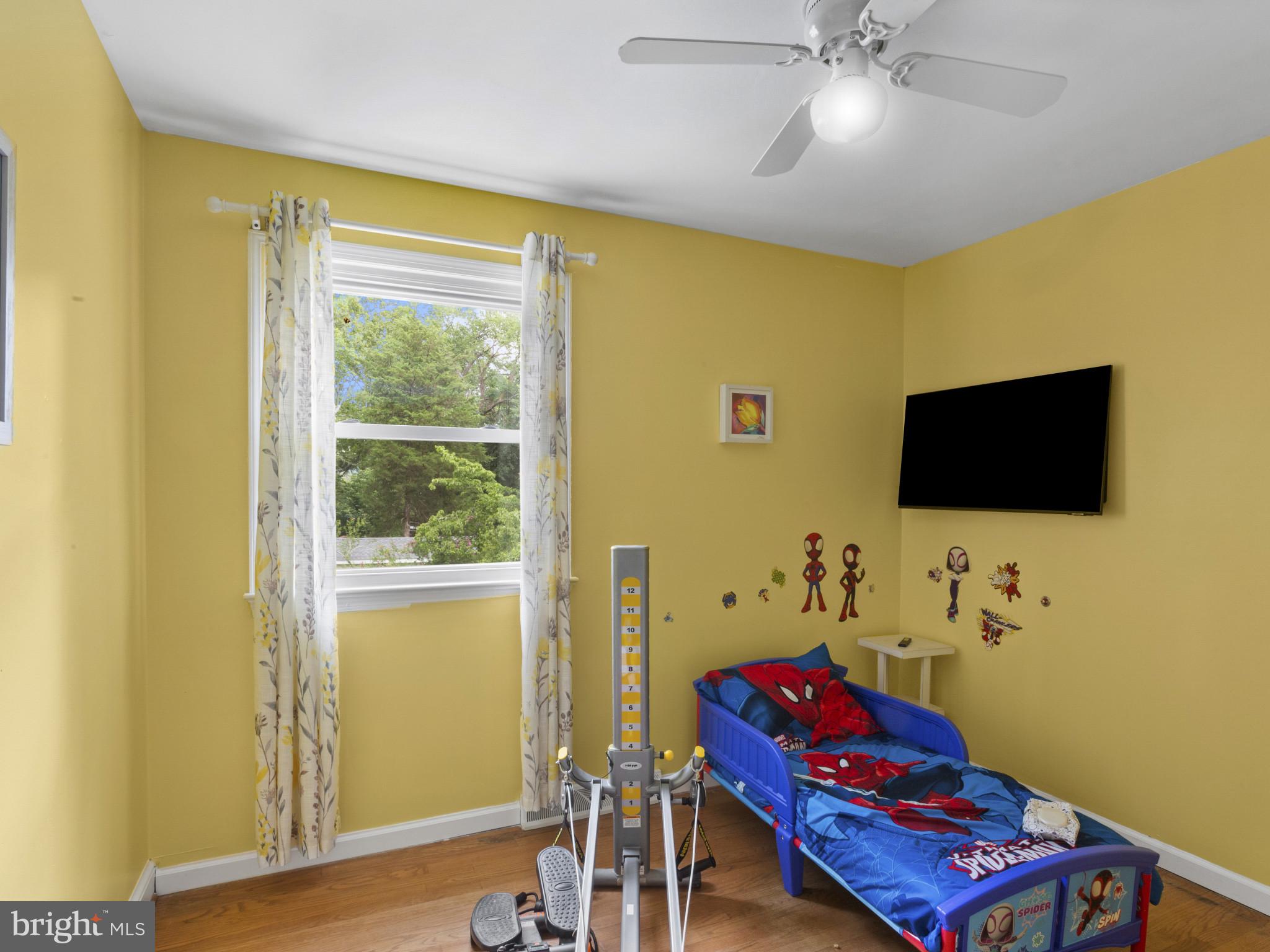 CALVERT MANOR - Residential