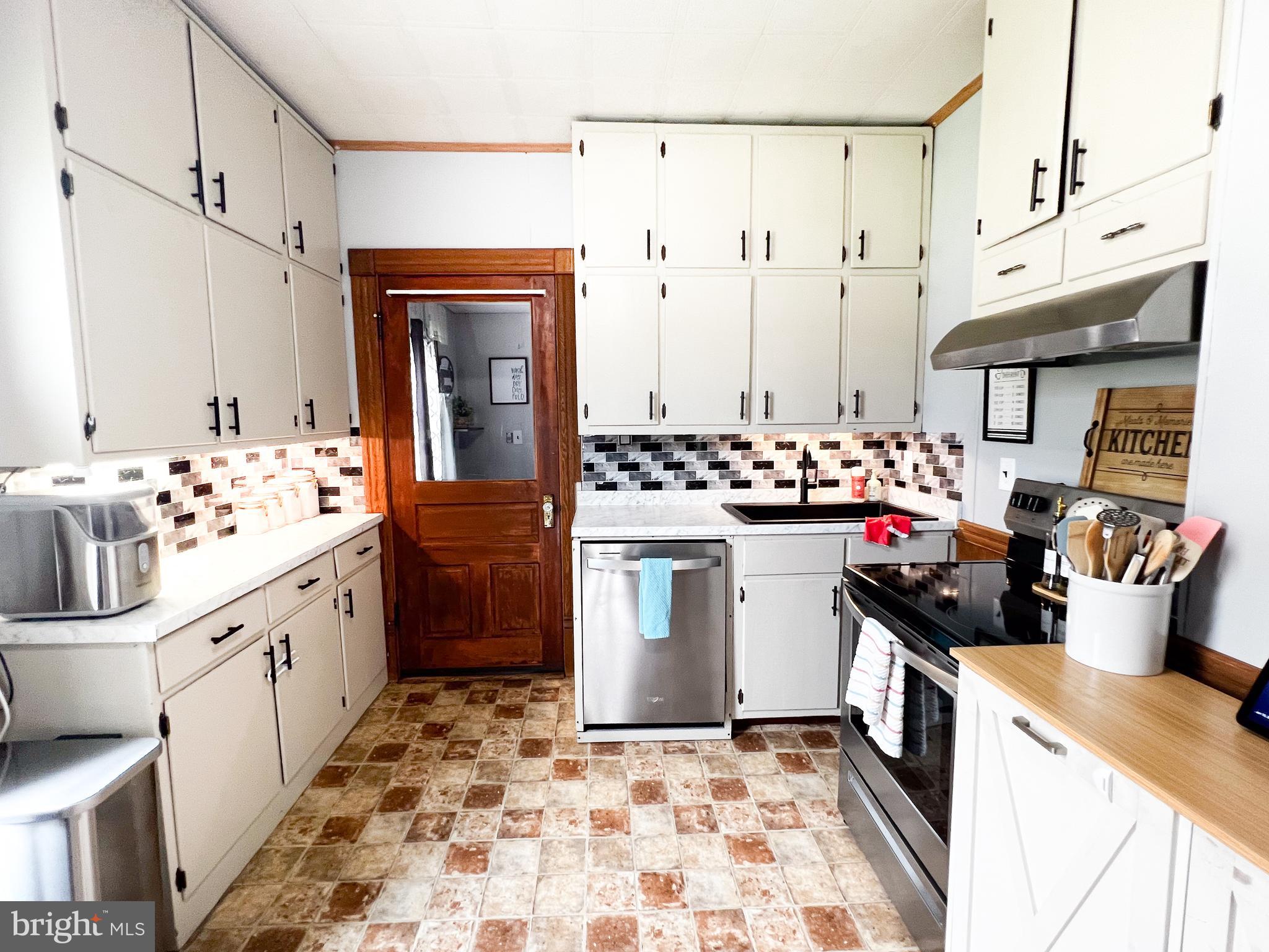 DERRY - Residential