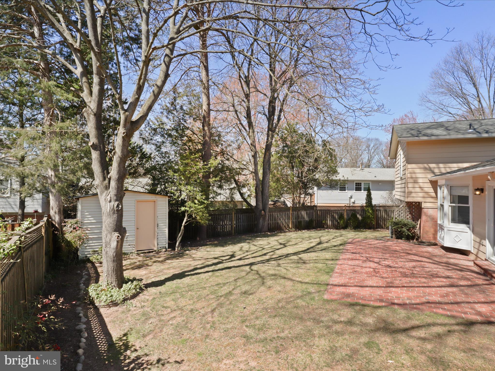 TYSONS GREEN - Residential Lease