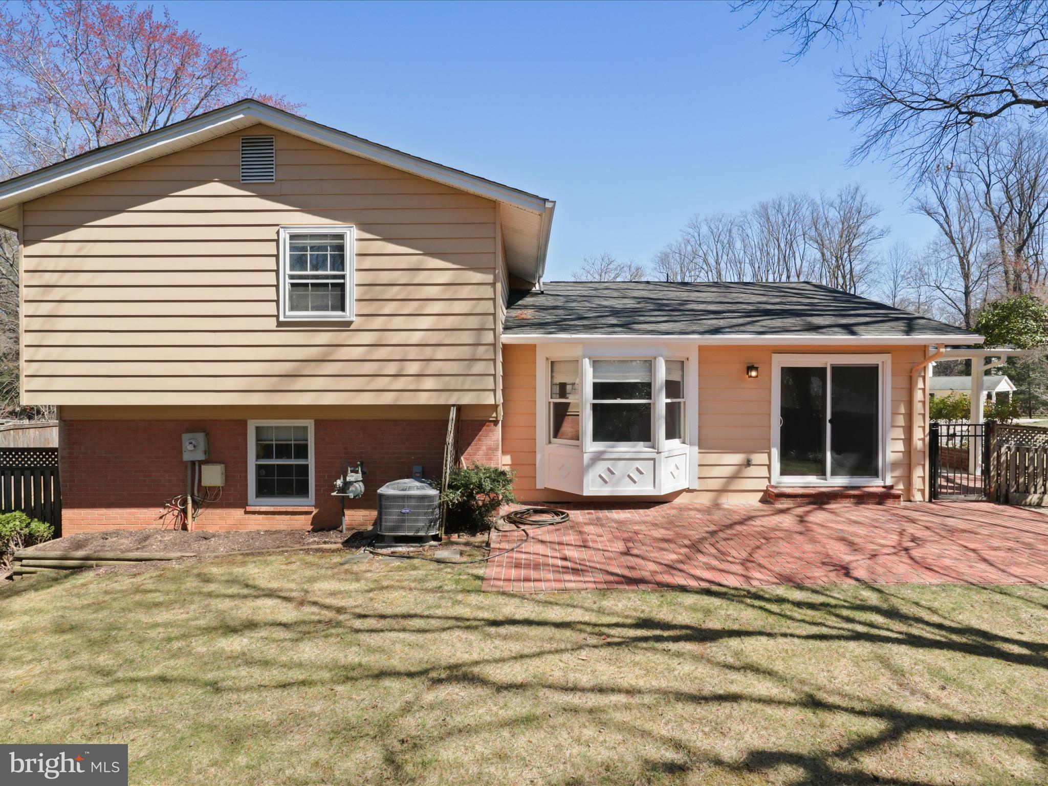 TYSONS GREEN - Residential Lease