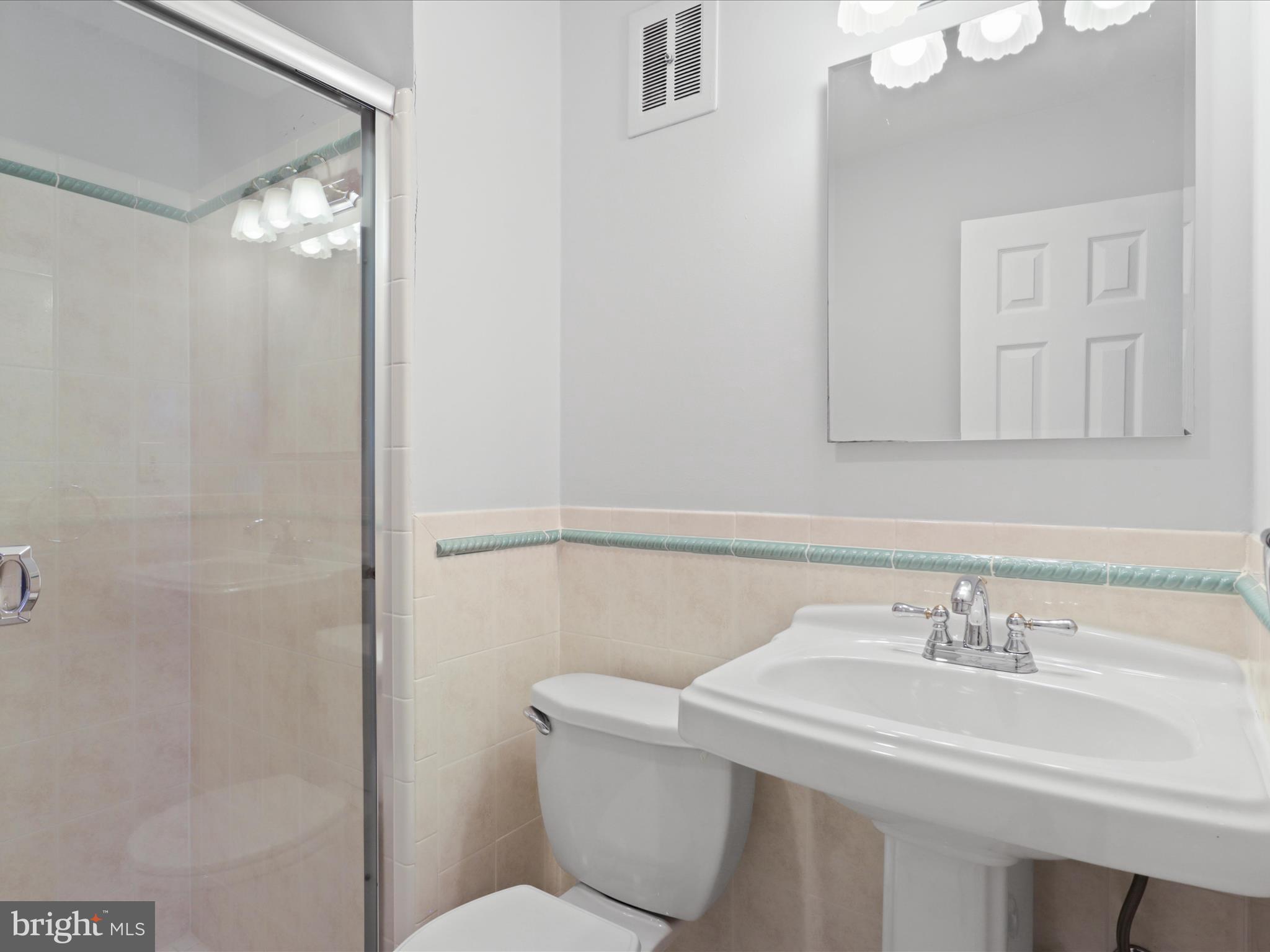 TYSONS GREEN - Residential Lease