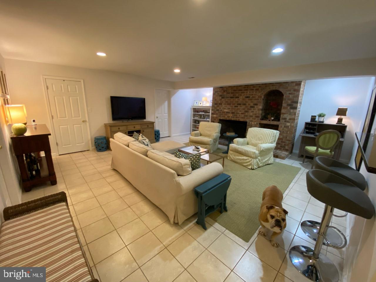ANSCROFT - Residential Lease