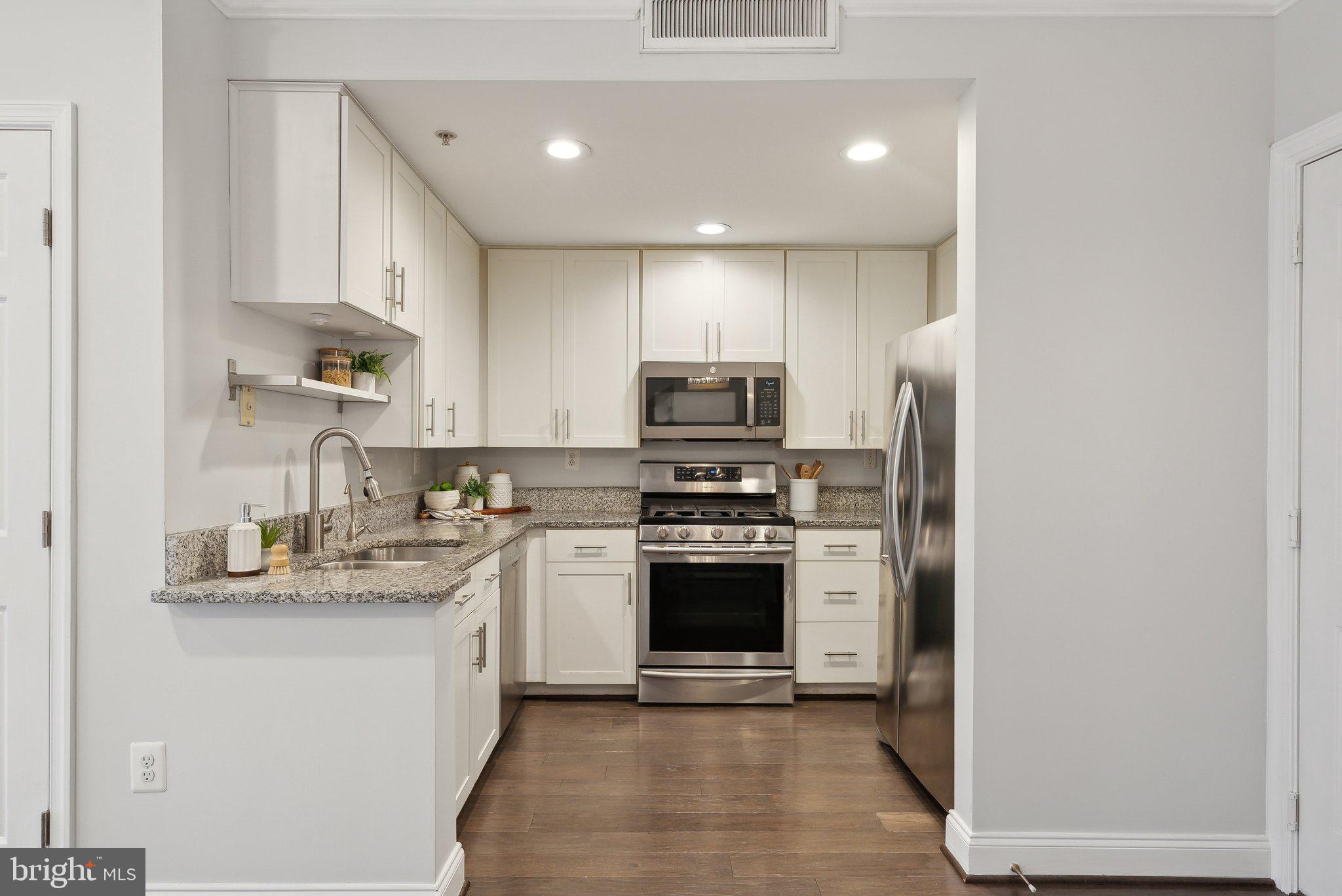 KENTLANDS - Residential Lease