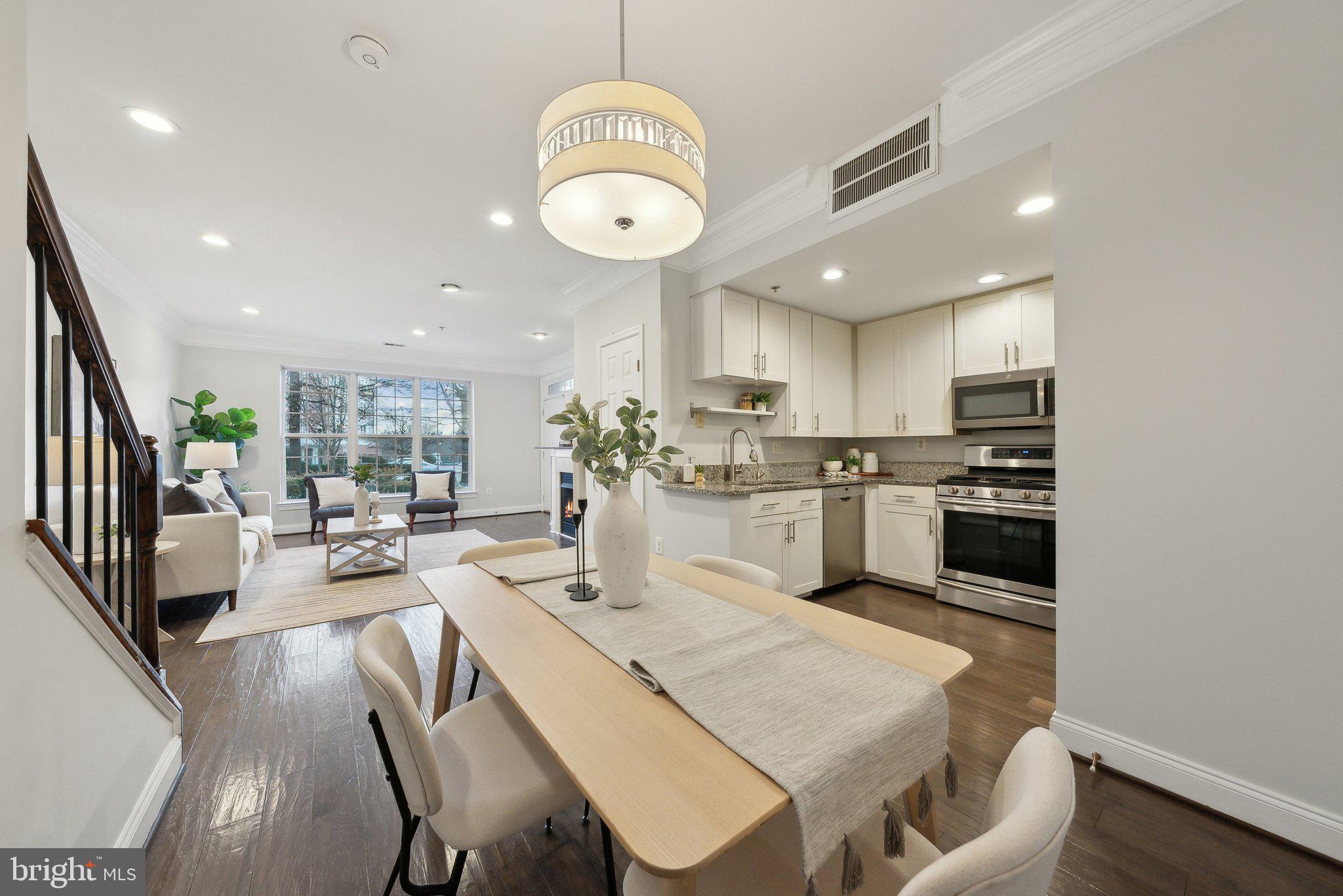KENTLANDS - Residential Lease