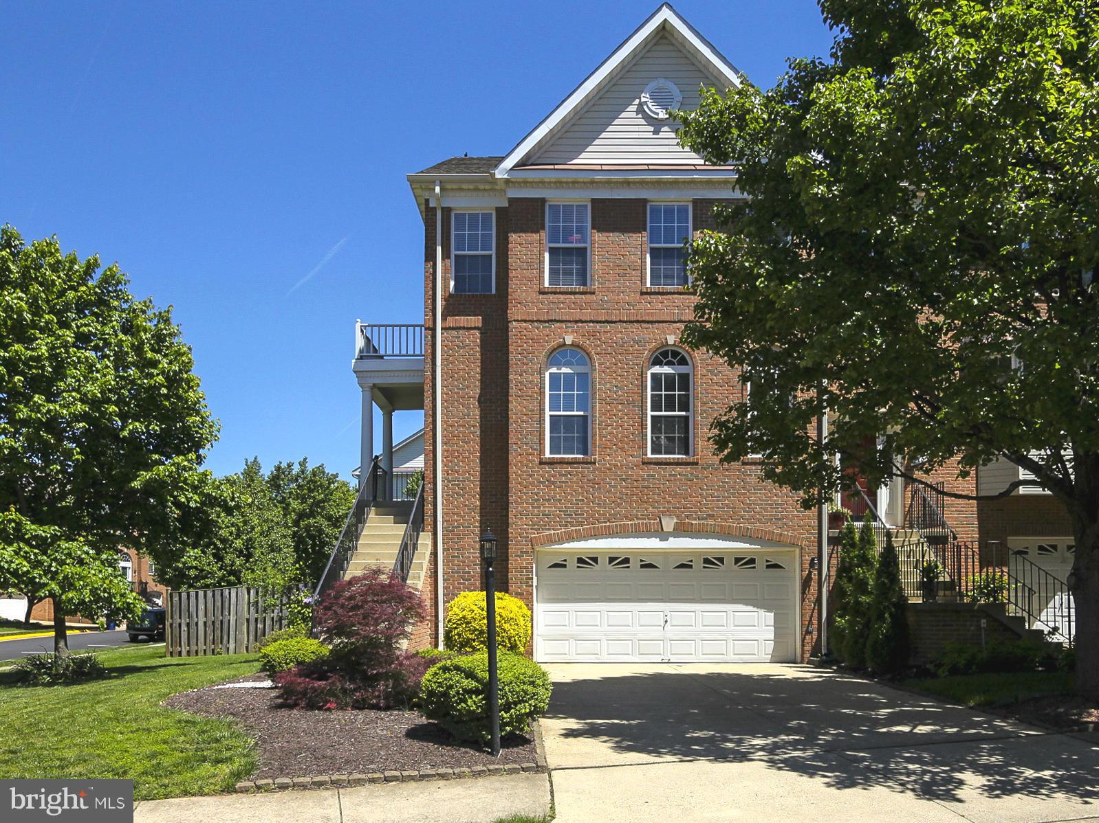 FARMWELL HUNT - Residential