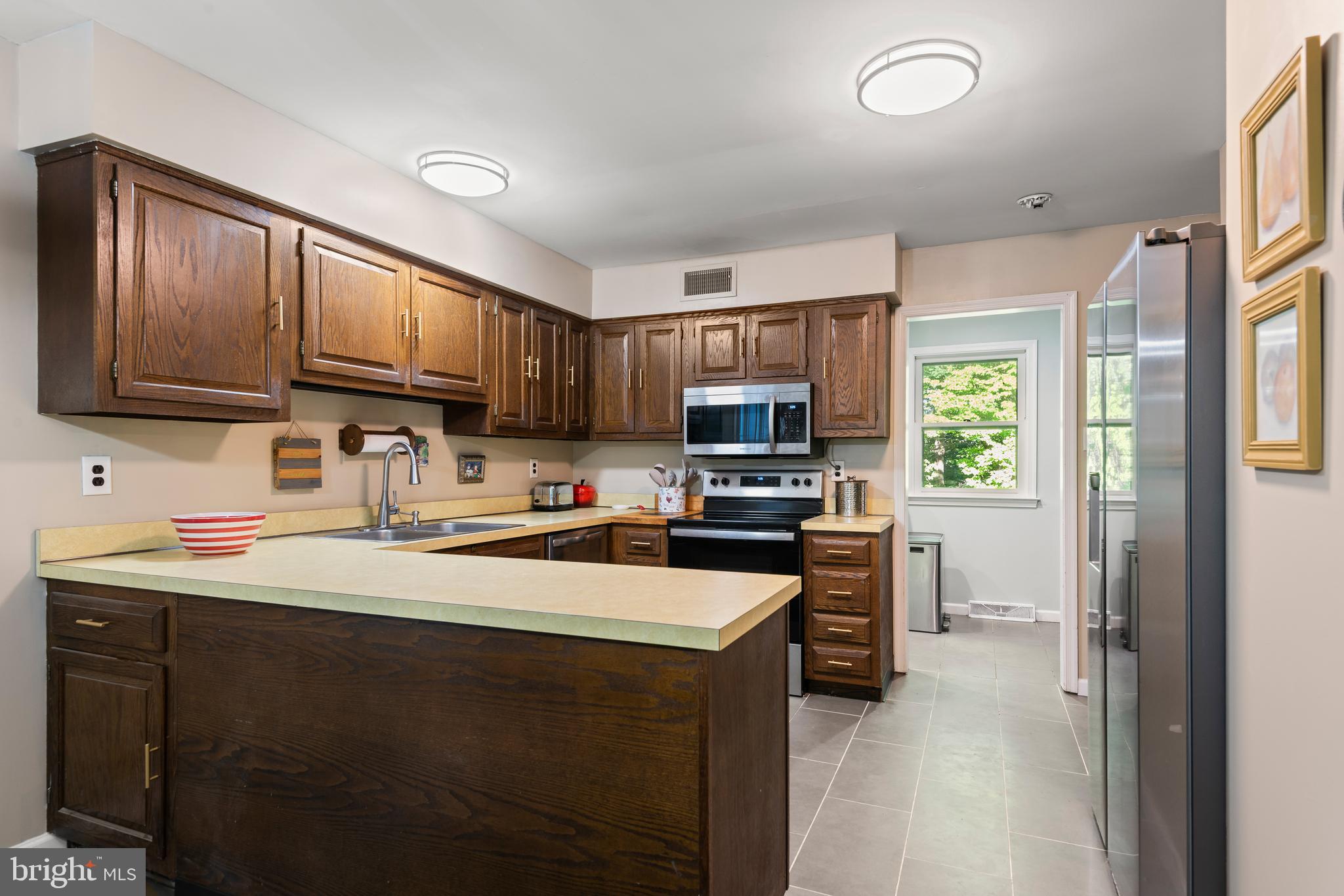 HUNTVIEW AT HORSES - Residential
