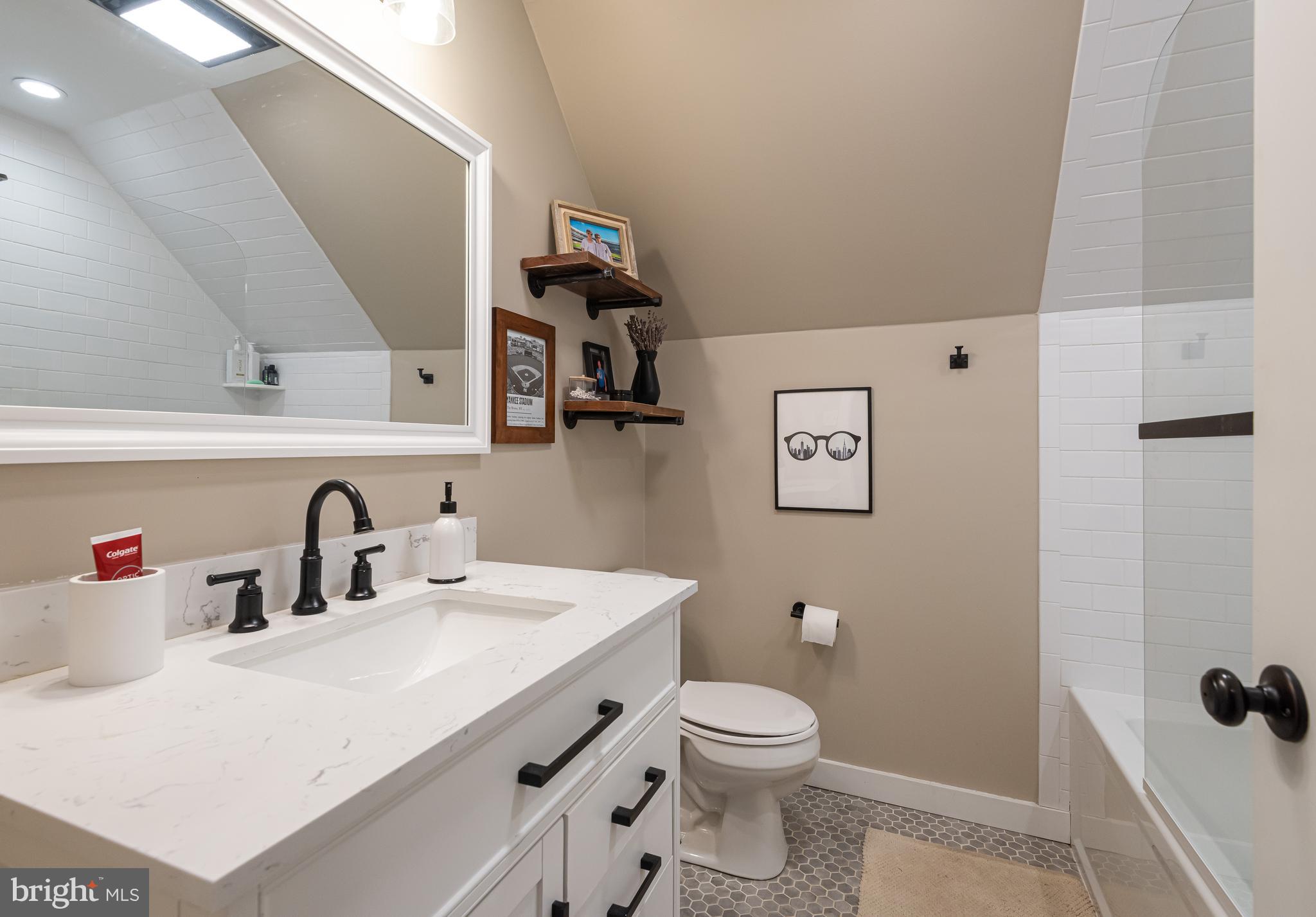 HUNTVIEW AT HORSES - Residential
