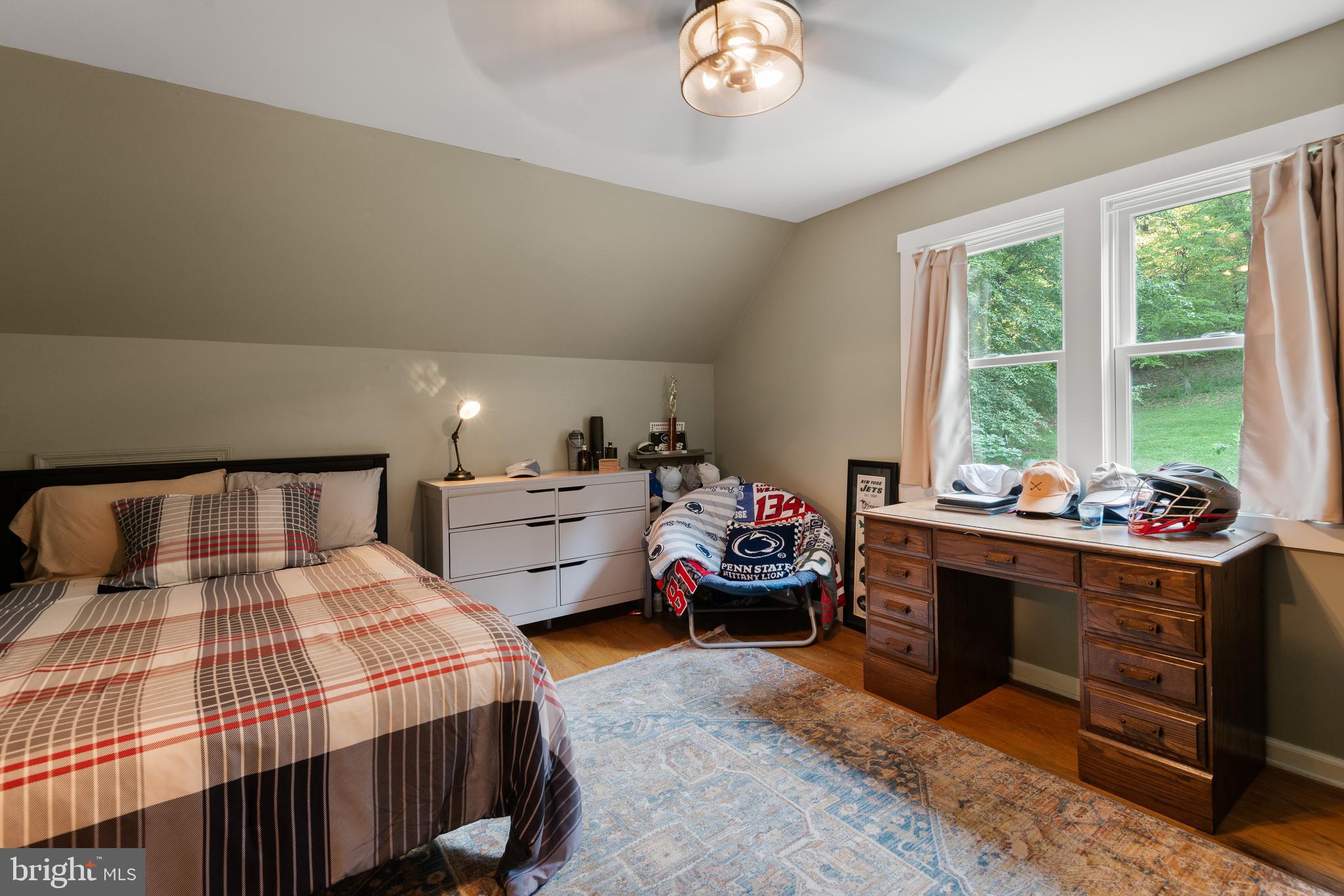 HUNTVIEW AT HORSES - Residential