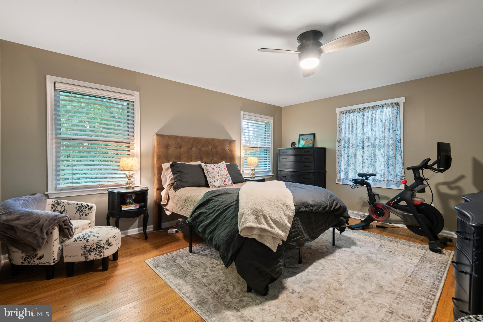HUNTVIEW AT HORSES - Residential