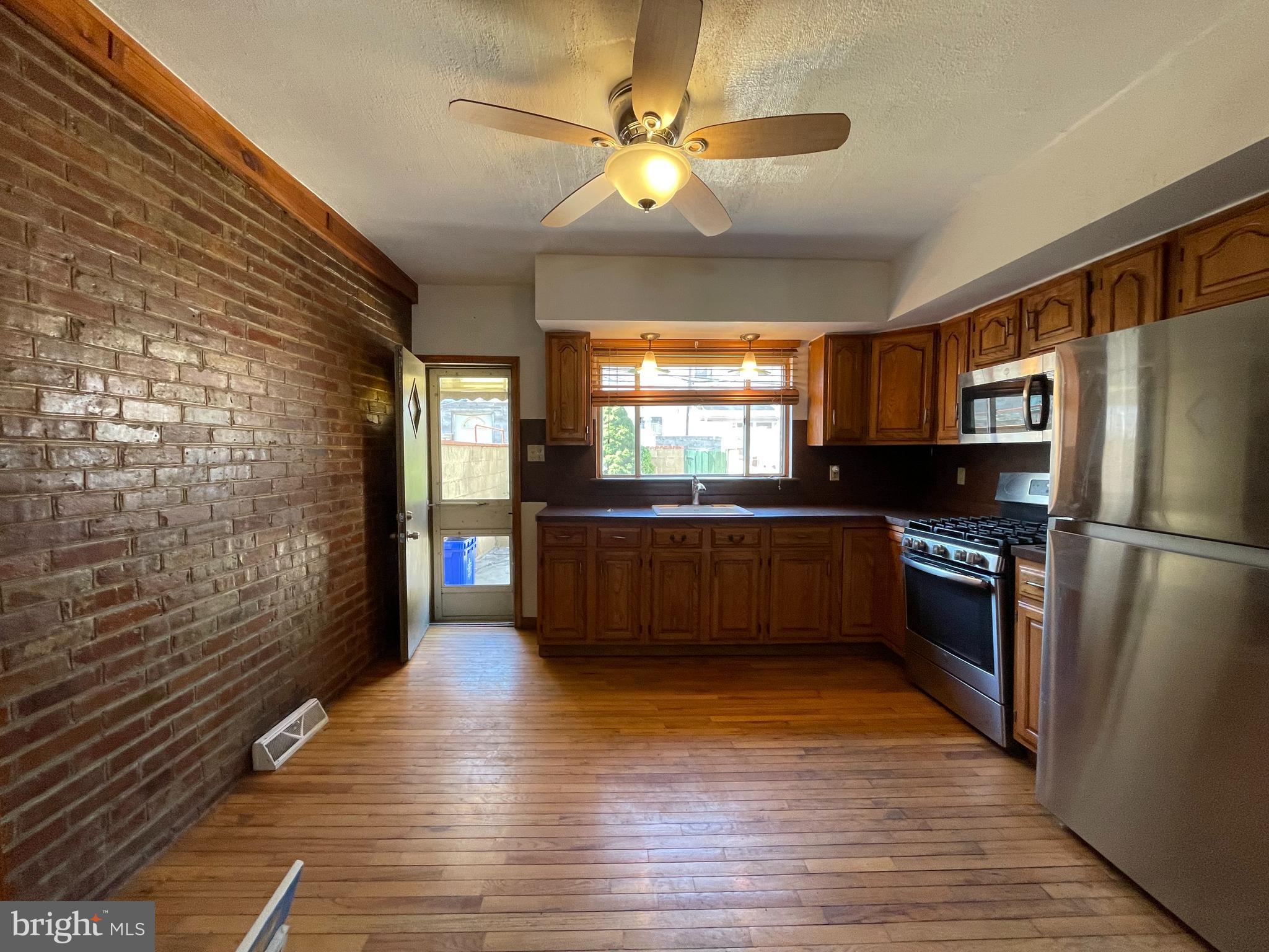 WHITMAN - Residential