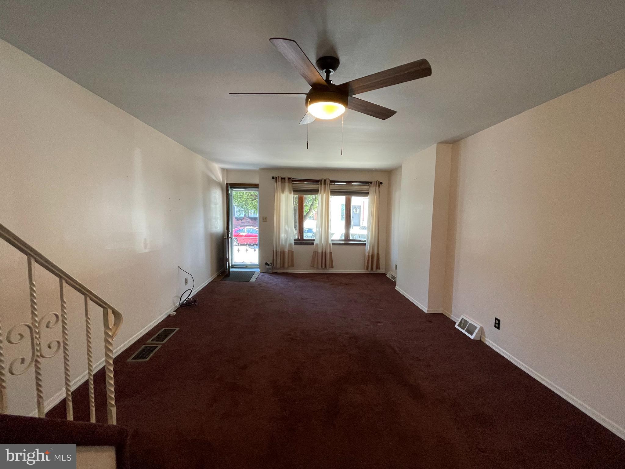WHITMAN - Residential