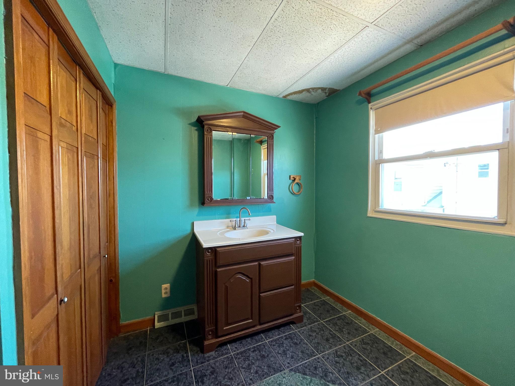 WHITMAN - Residential