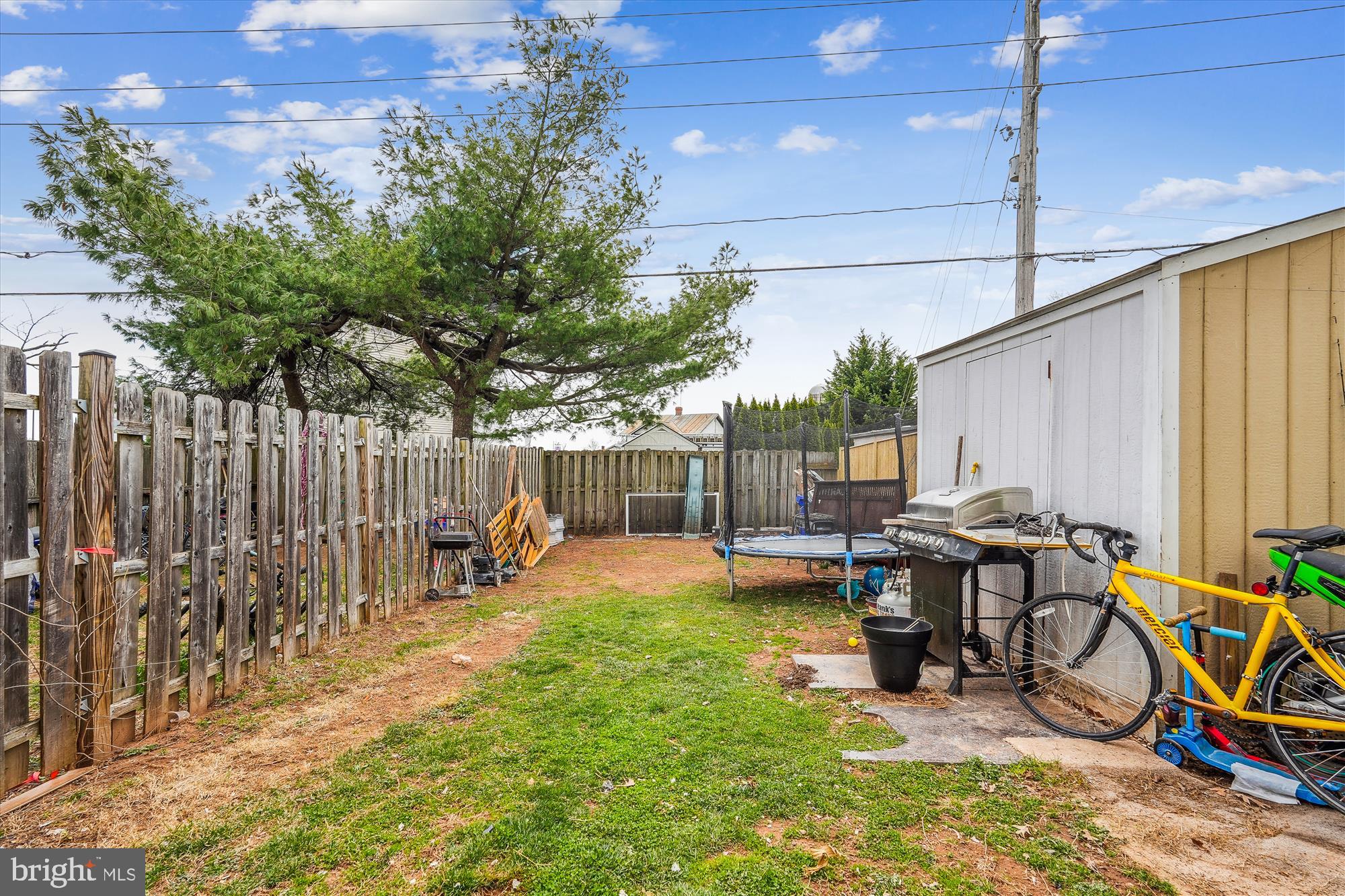 HILLCREST ORCHARDS - Residential
