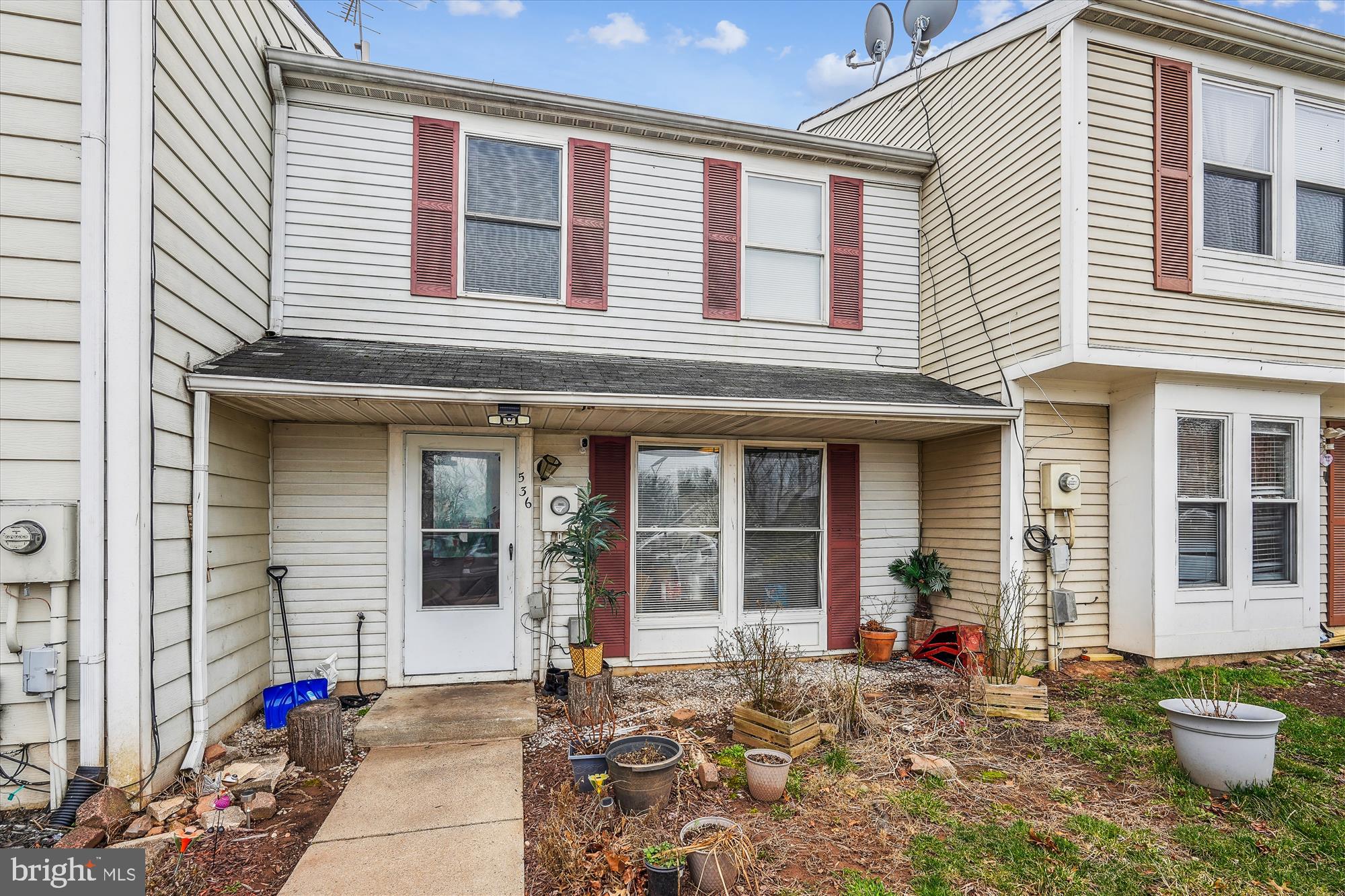 HILLCREST ORCHARDS - Residential