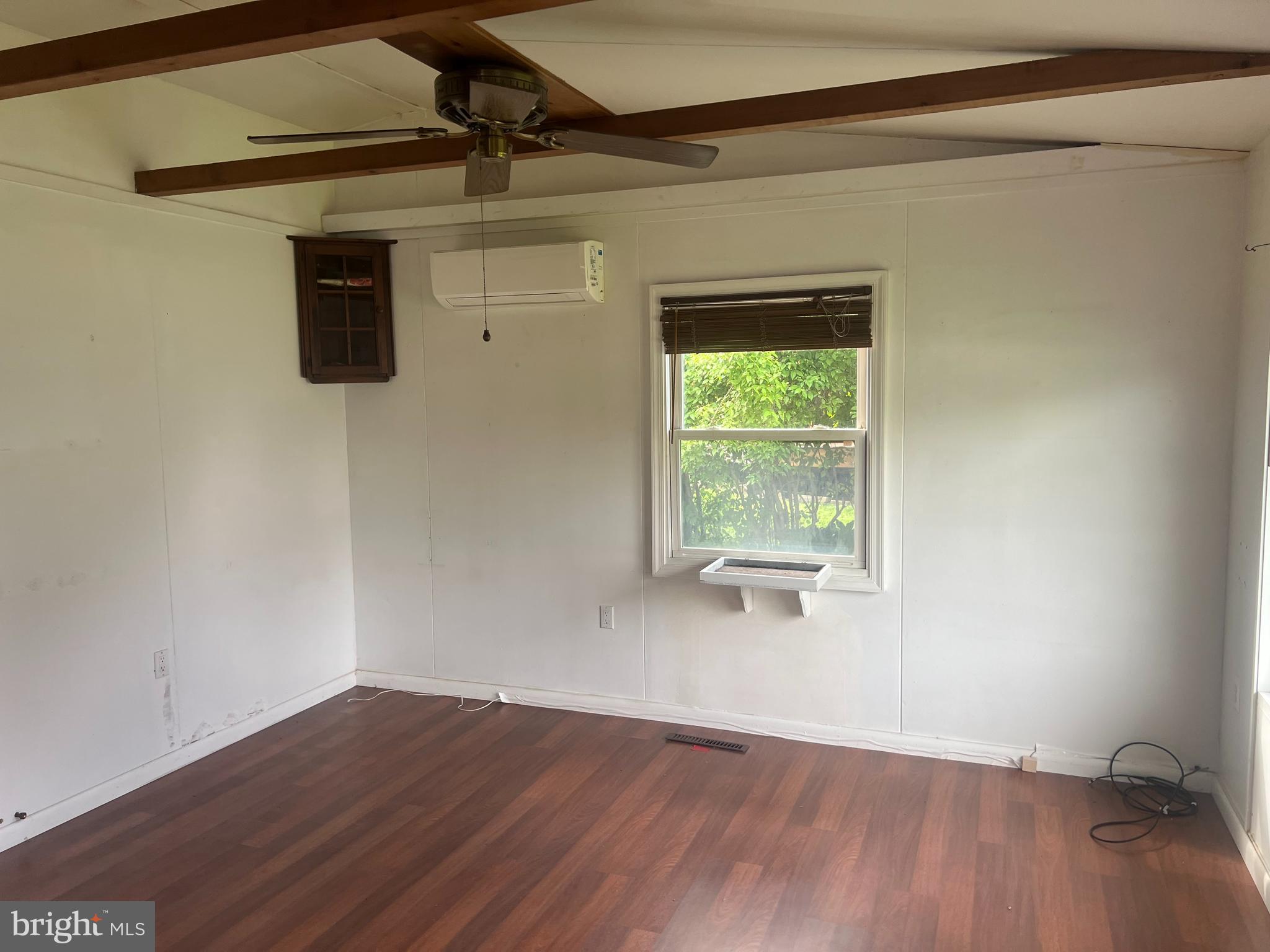CARPENTERS POINT - Residential