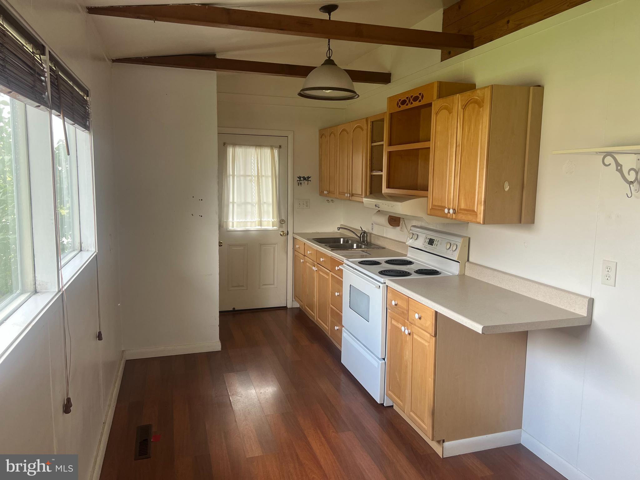 CARPENTERS POINT - Residential