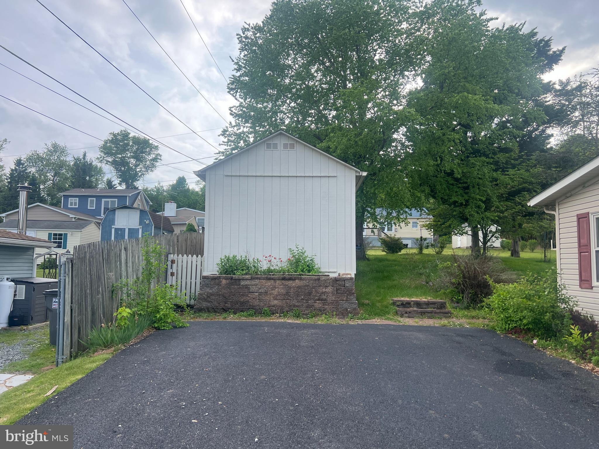 CARPENTERS POINT - Residential