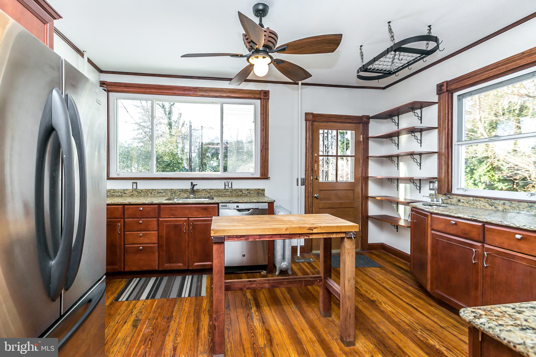 LAURAVILLE HISTORIC DISTRICT - Residential