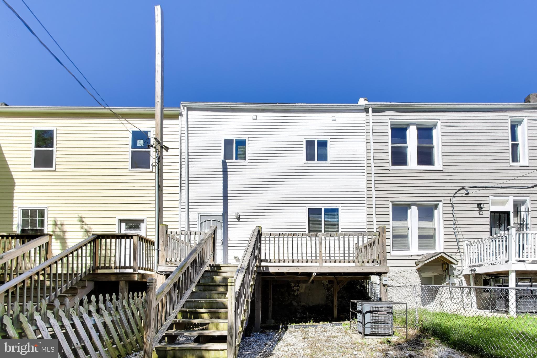 PARK CIRCLE - Residential