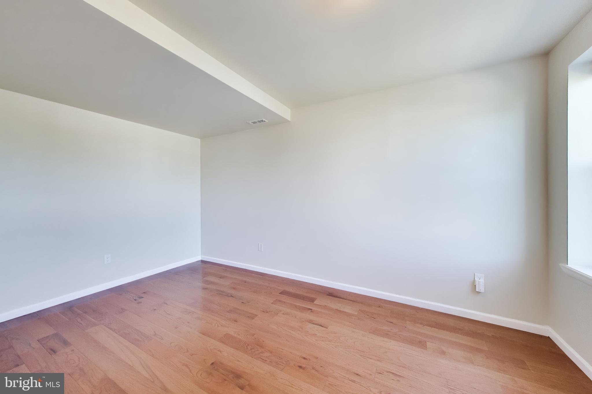 PARK CIRCLE - Residential