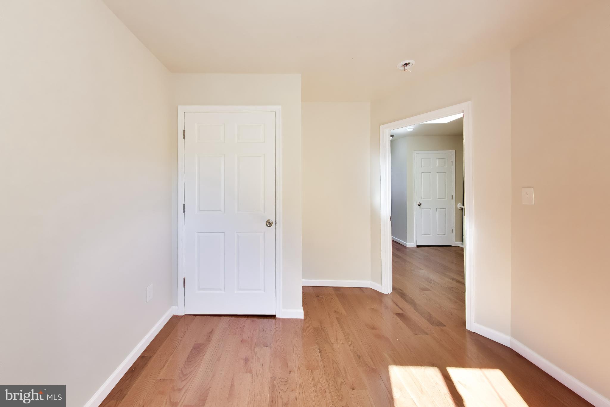 PARK CIRCLE - Residential