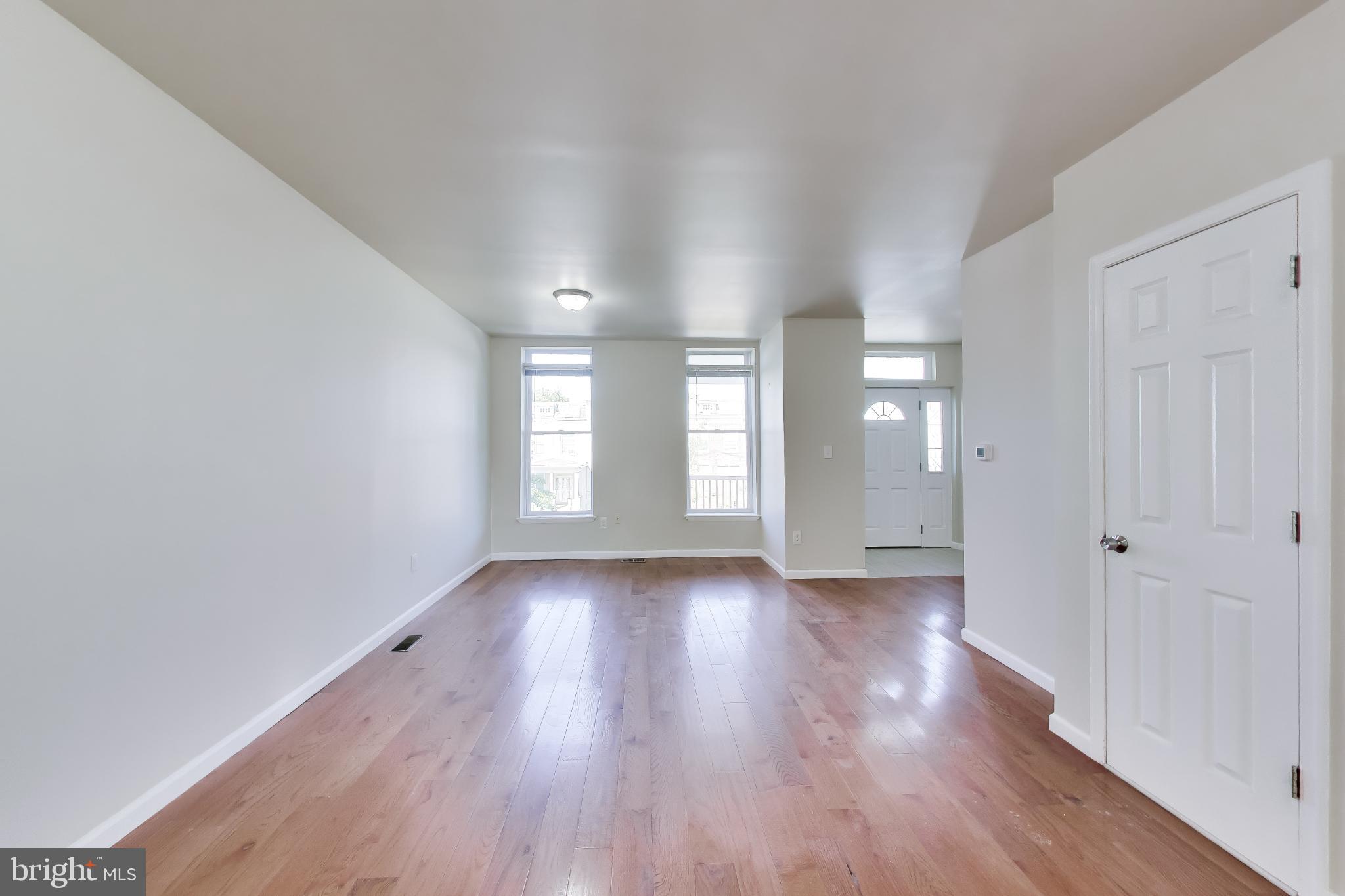 PARK CIRCLE - Residential