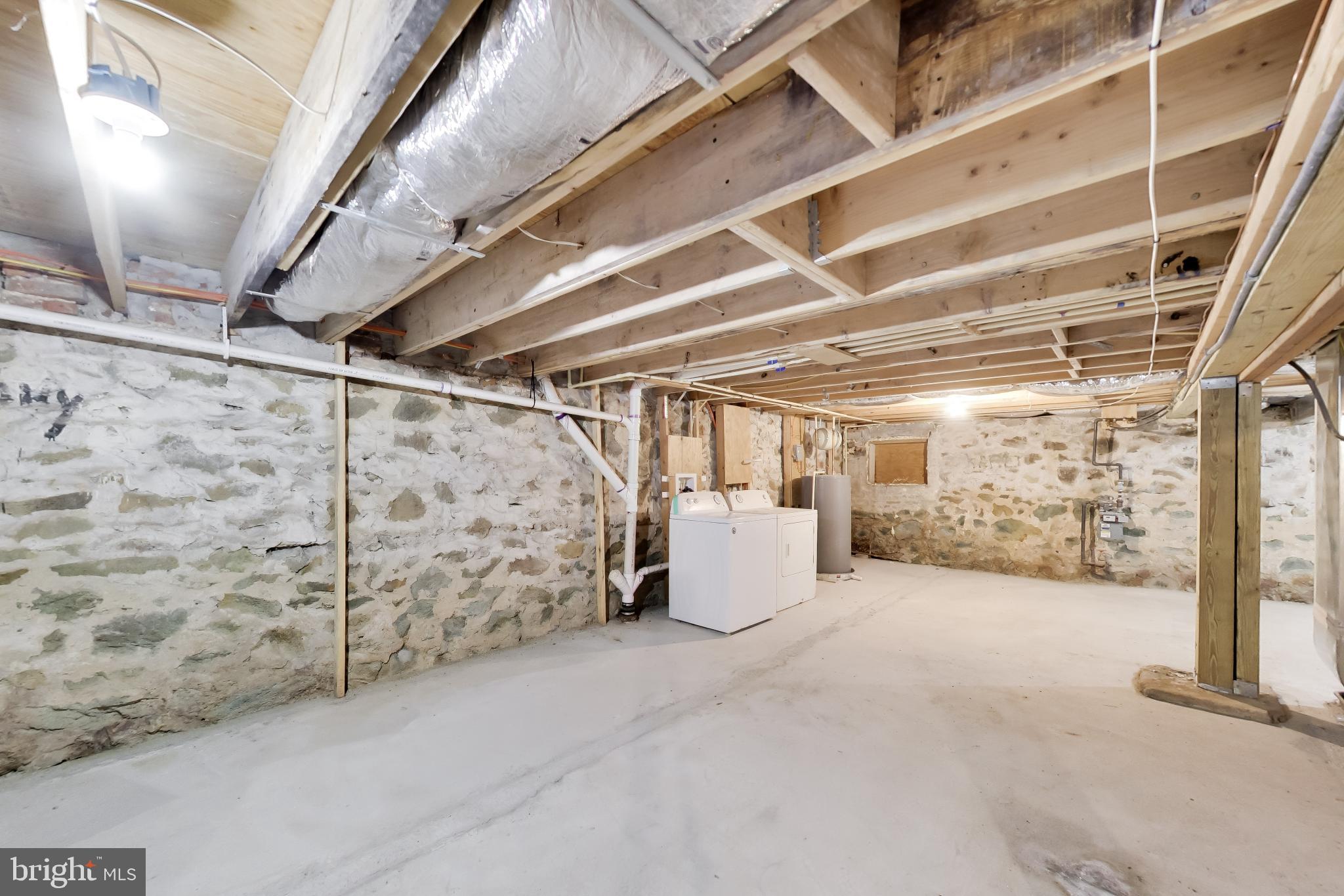 PARK CIRCLE - Residential