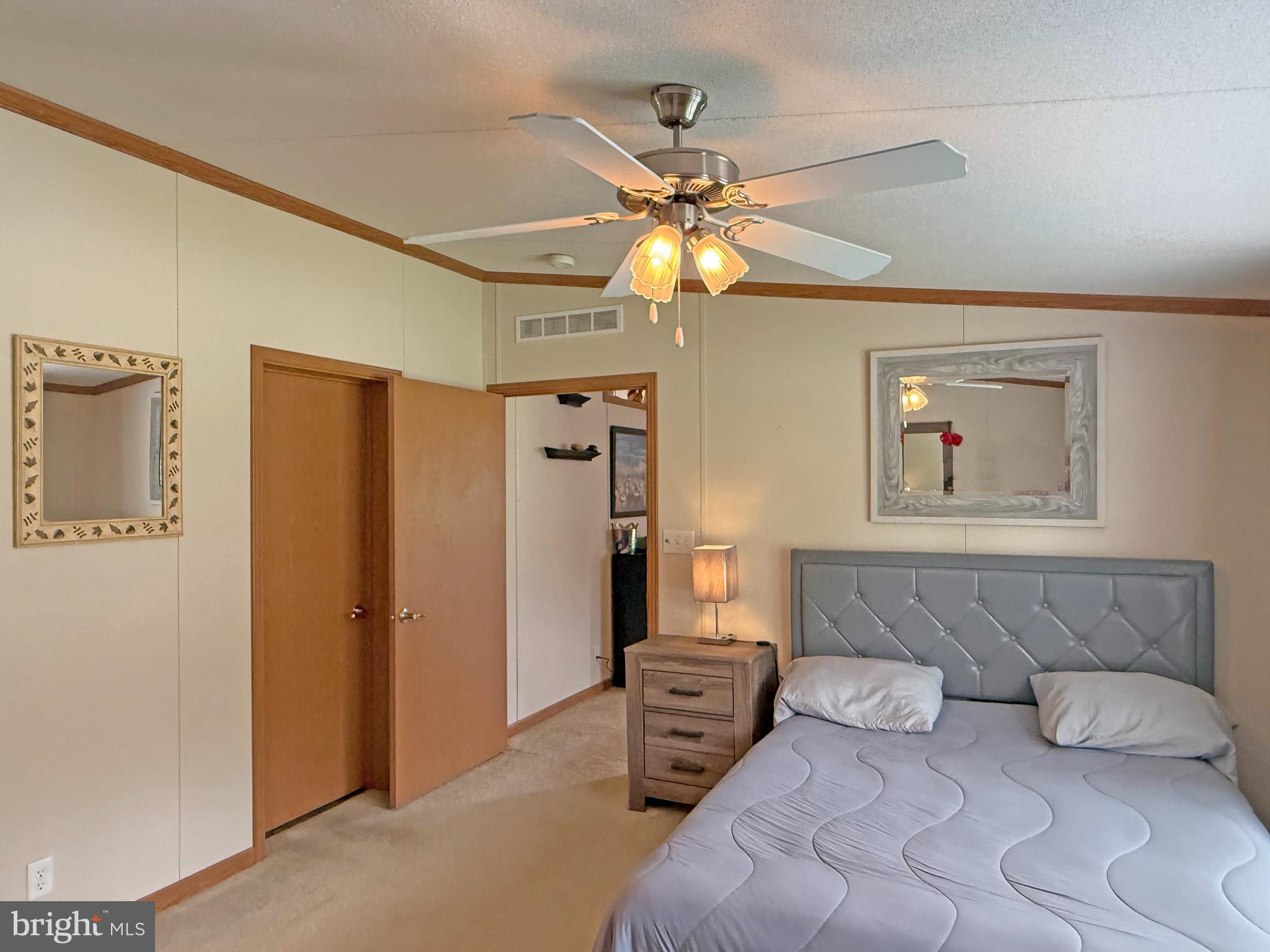 SILVERVIEW FARM MHP - Residential