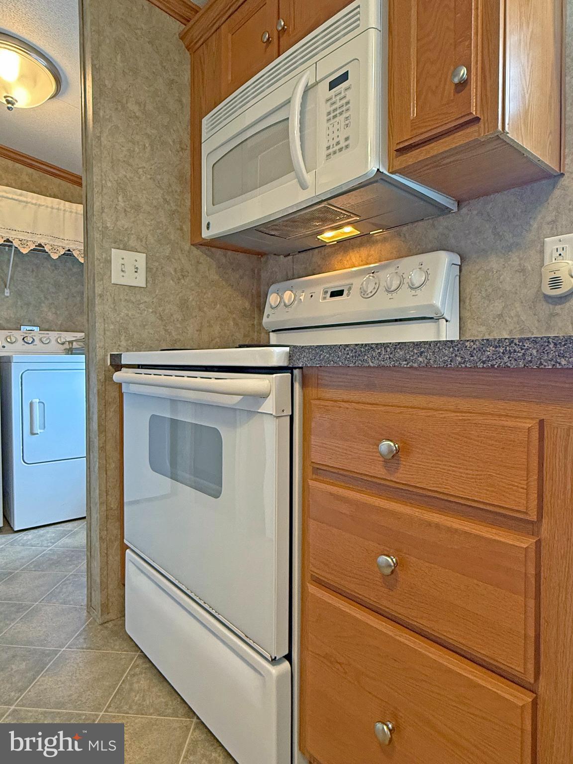 SILVERVIEW FARM MHP - Residential