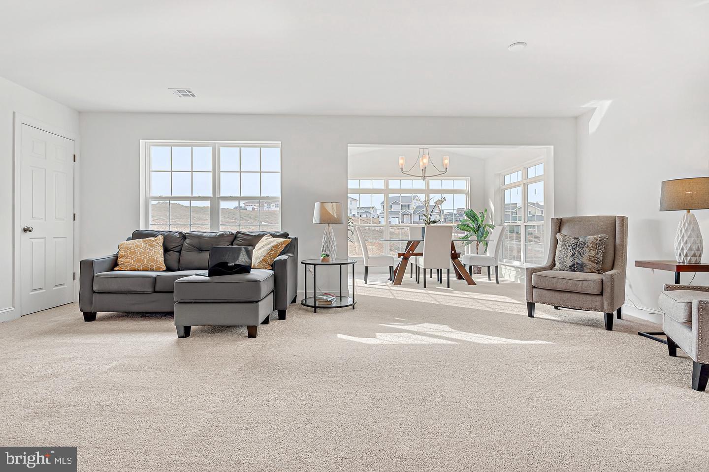 MEADOW LANE FARMS - Residential