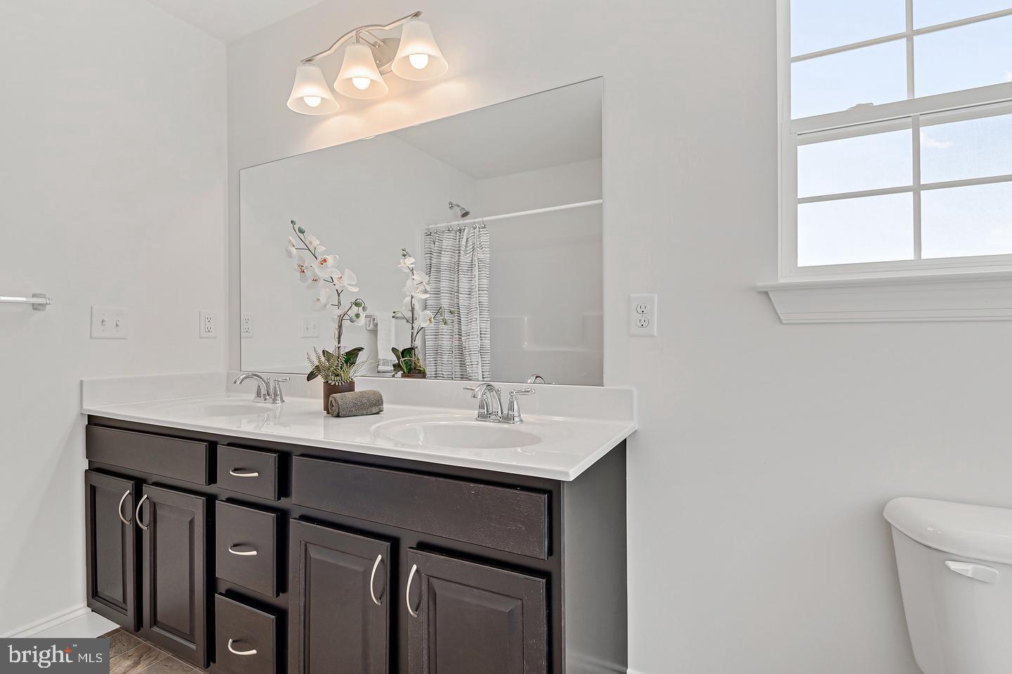 MEADOW LANE FARMS - Residential