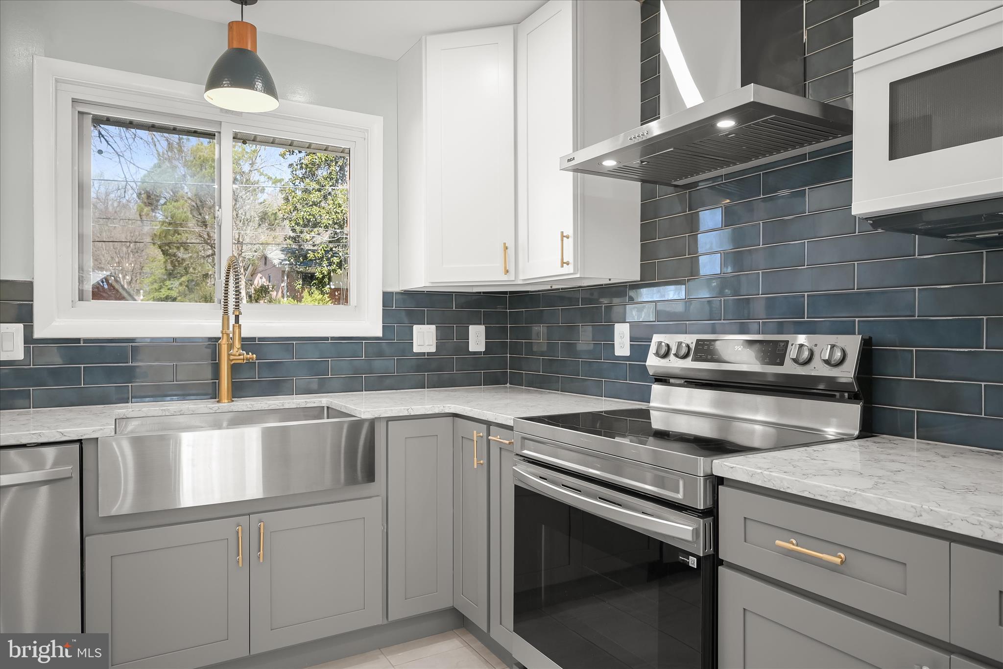 OAKVIEW - Residential