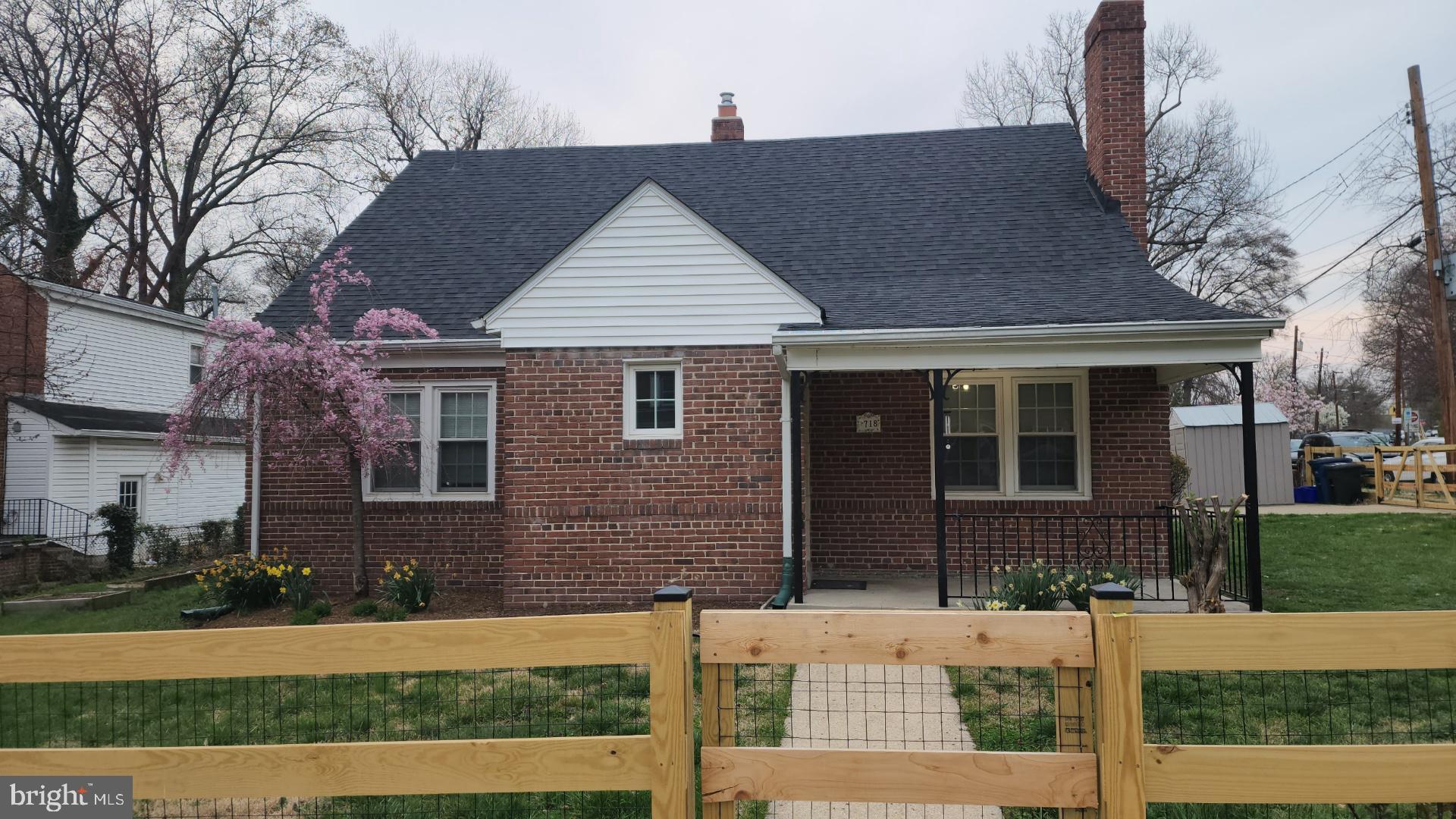 ROLLING TERRACE - Residential