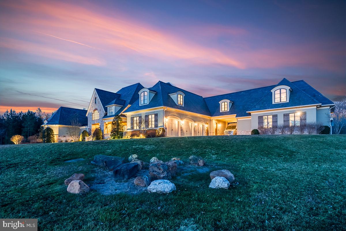 CREIGHTON FARMS - Residential