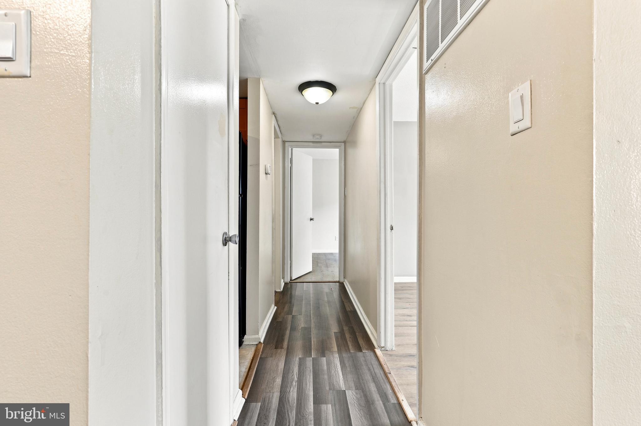 CHATHAM VIL OF TOW - Residential