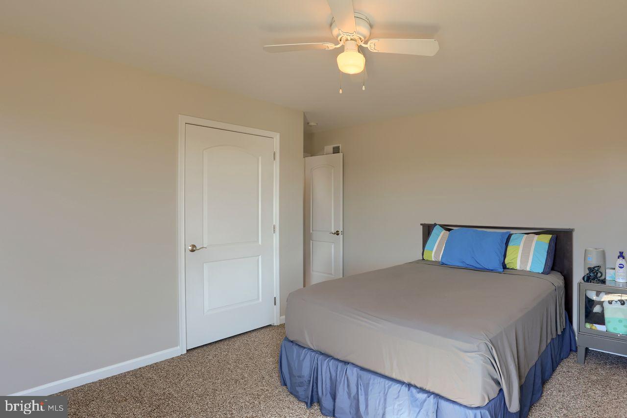 OLDE FIELD - Residential