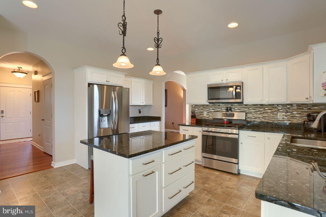 OLDE FIELD - Residential
