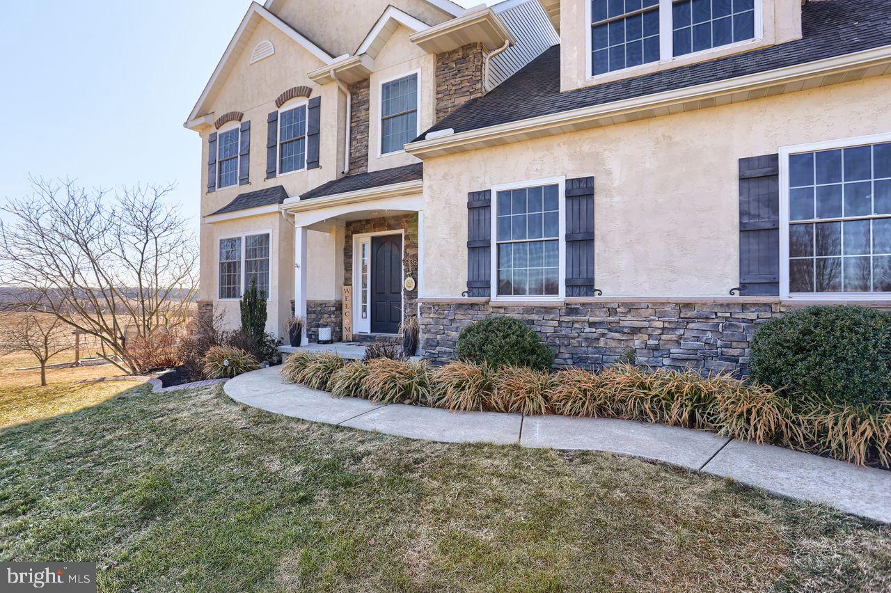 OLDE FIELD - Residential