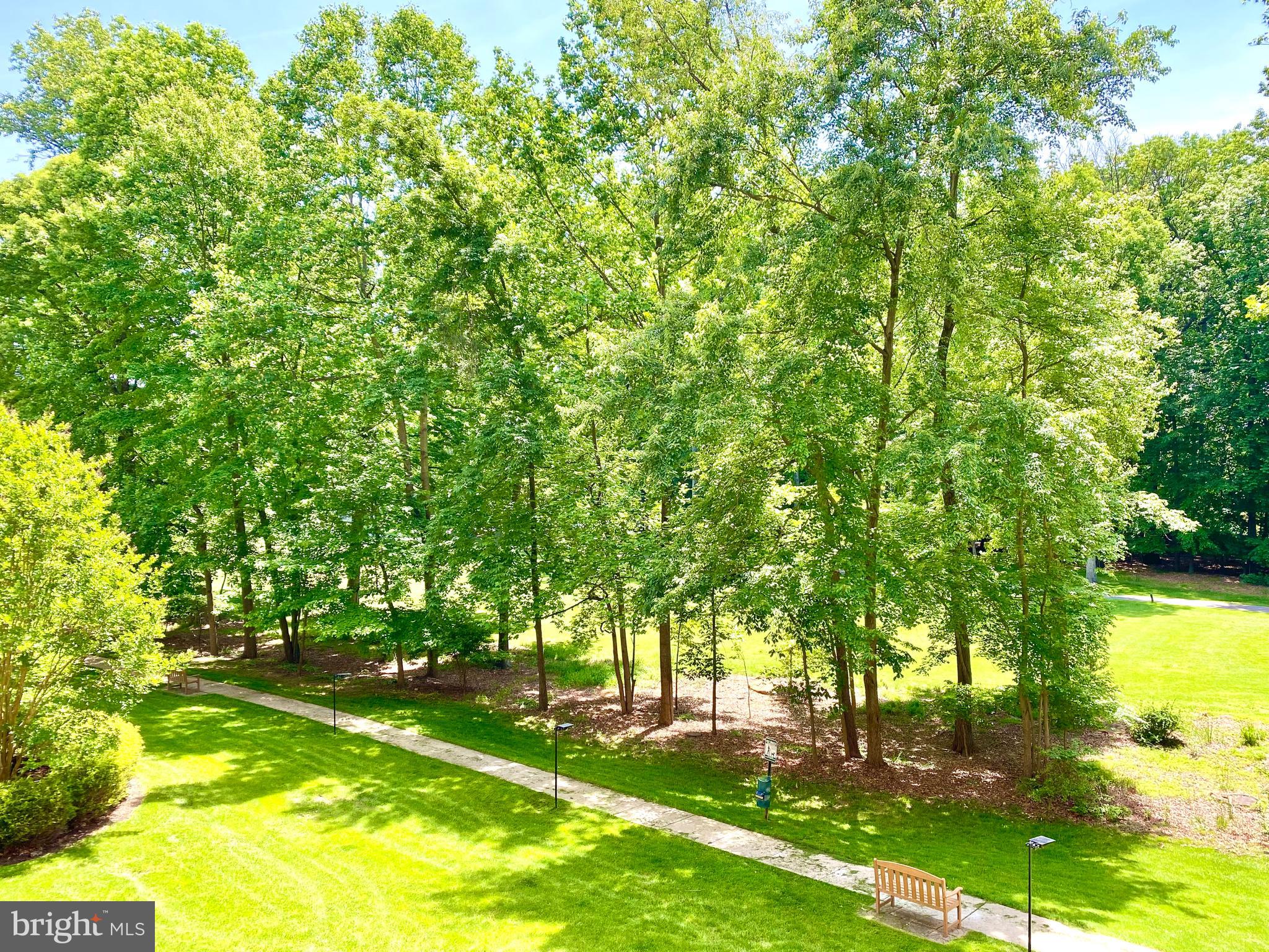LEISURE WORLD - Residential Lease