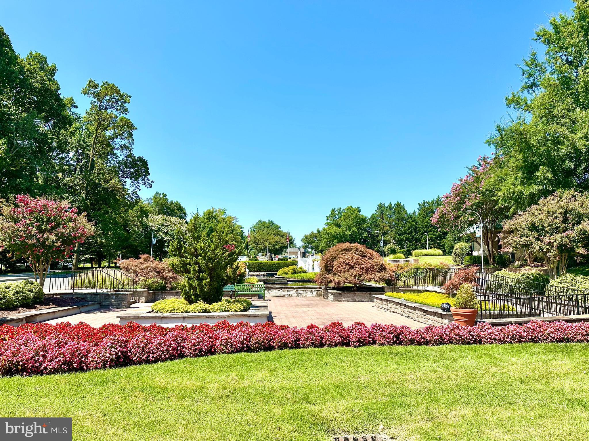 LEISURE WORLD - Residential Lease