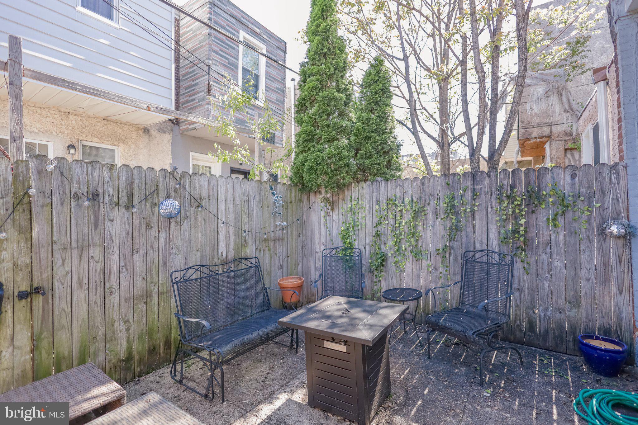 PORT RICHMOND - Residential