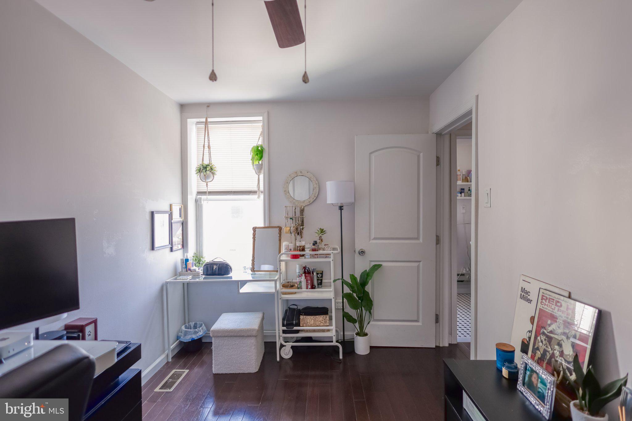 PORT RICHMOND - Residential