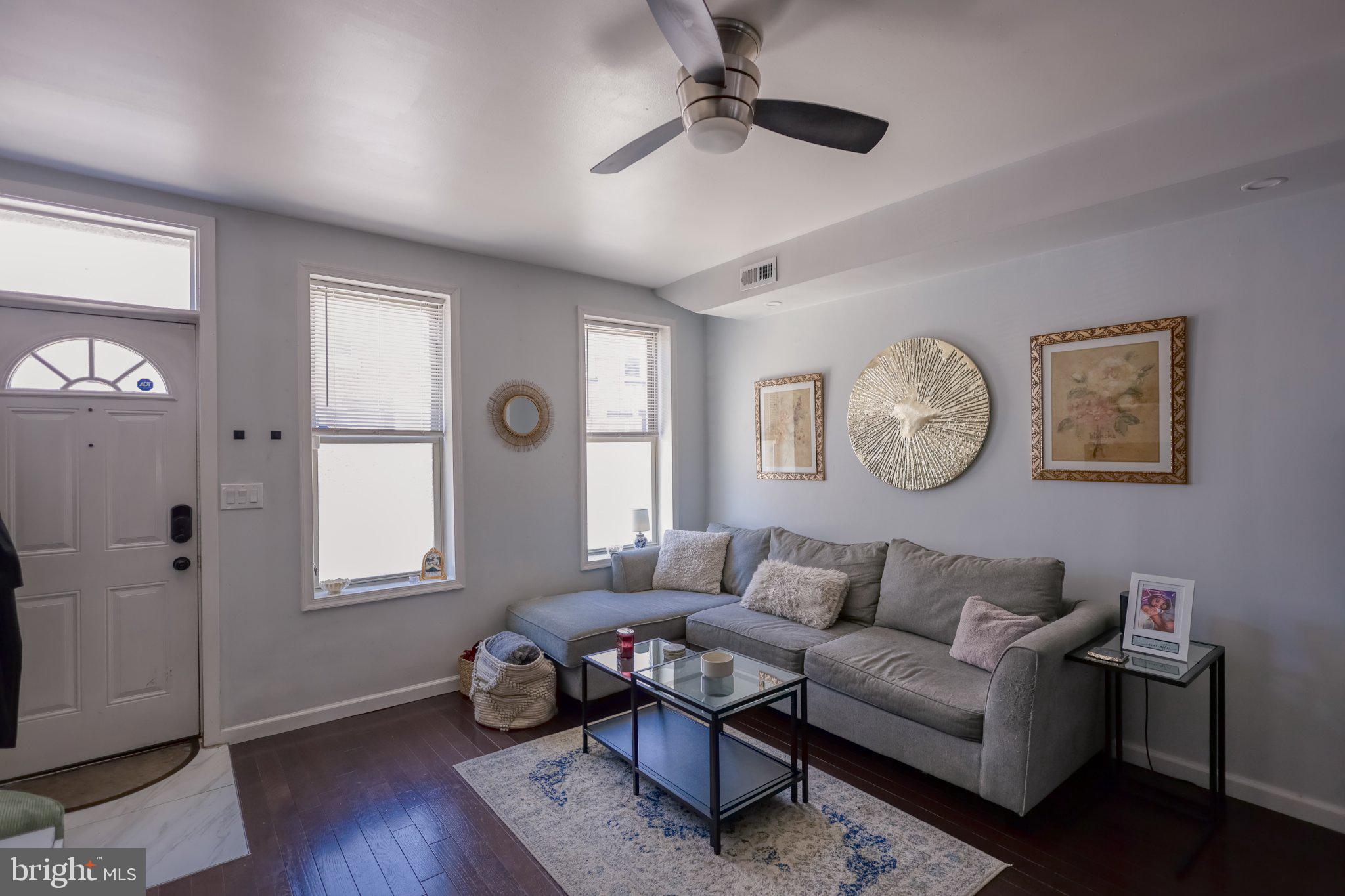 PORT RICHMOND - Residential