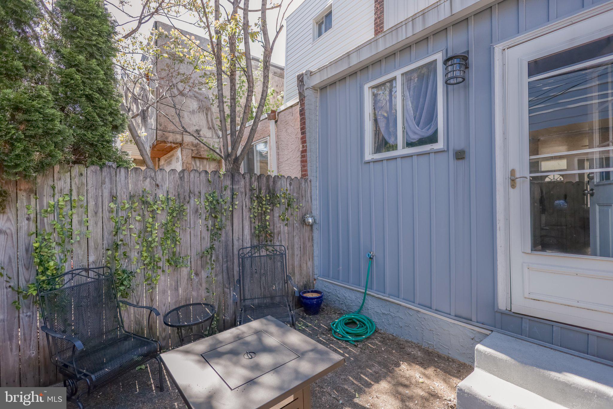 PORT RICHMOND - Residential
