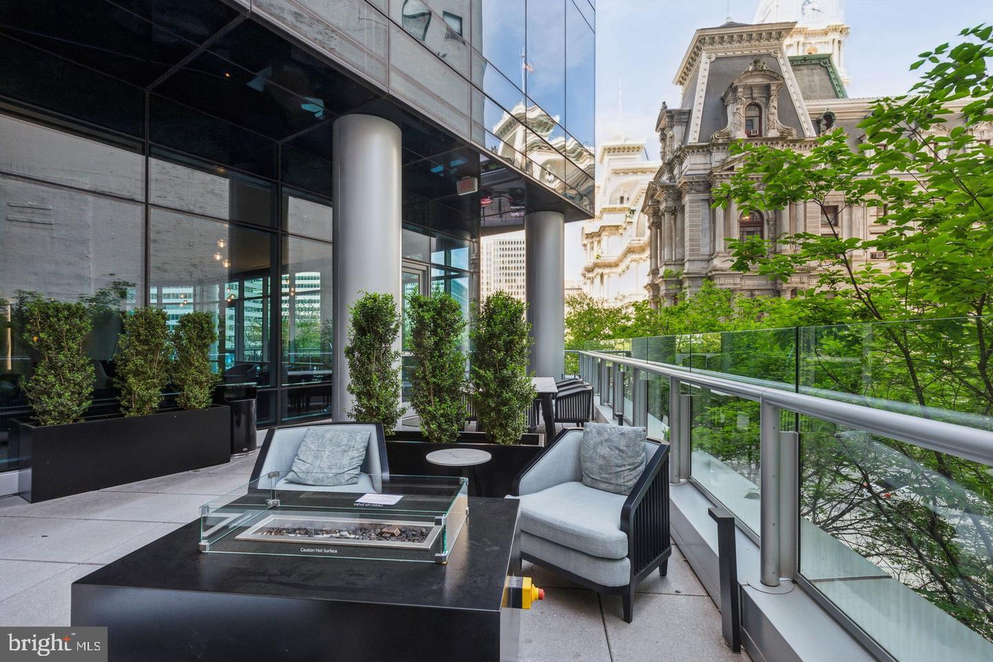 CENTER CITY - Residential
