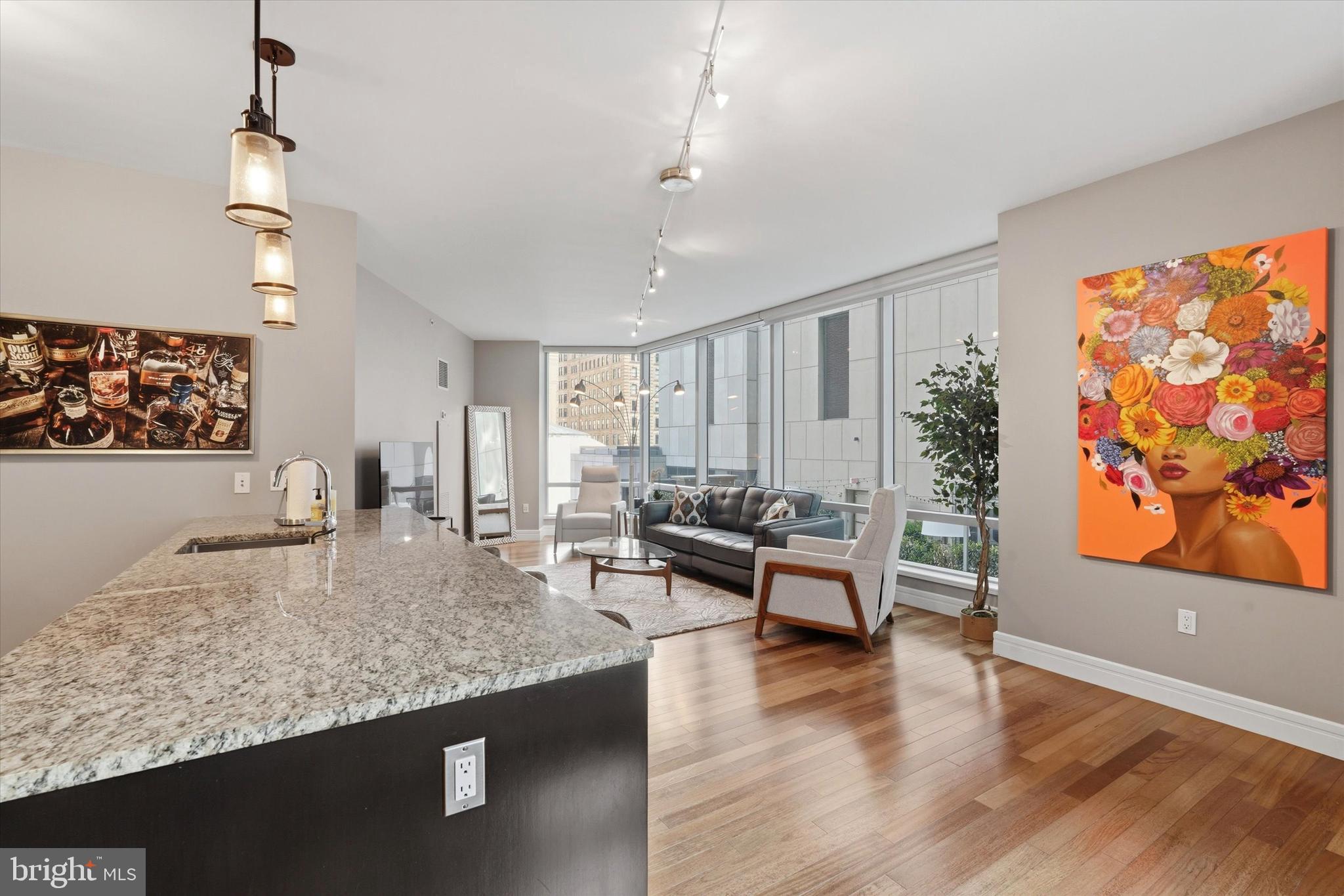 CENTER CITY - Residential