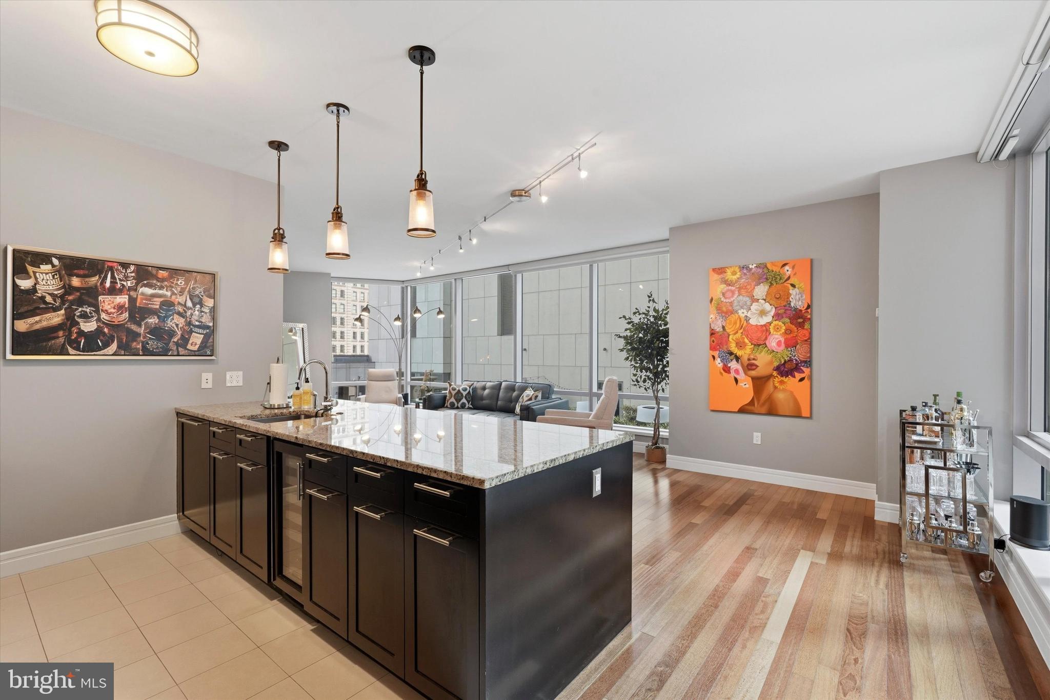 CENTER CITY - Residential