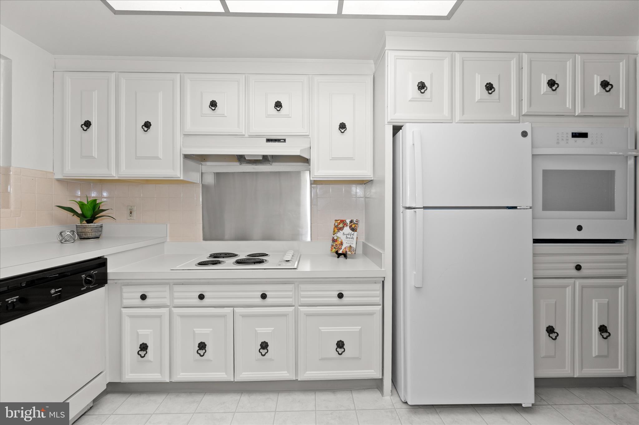 MONTGOMERY MUTUAL COOP - Residential