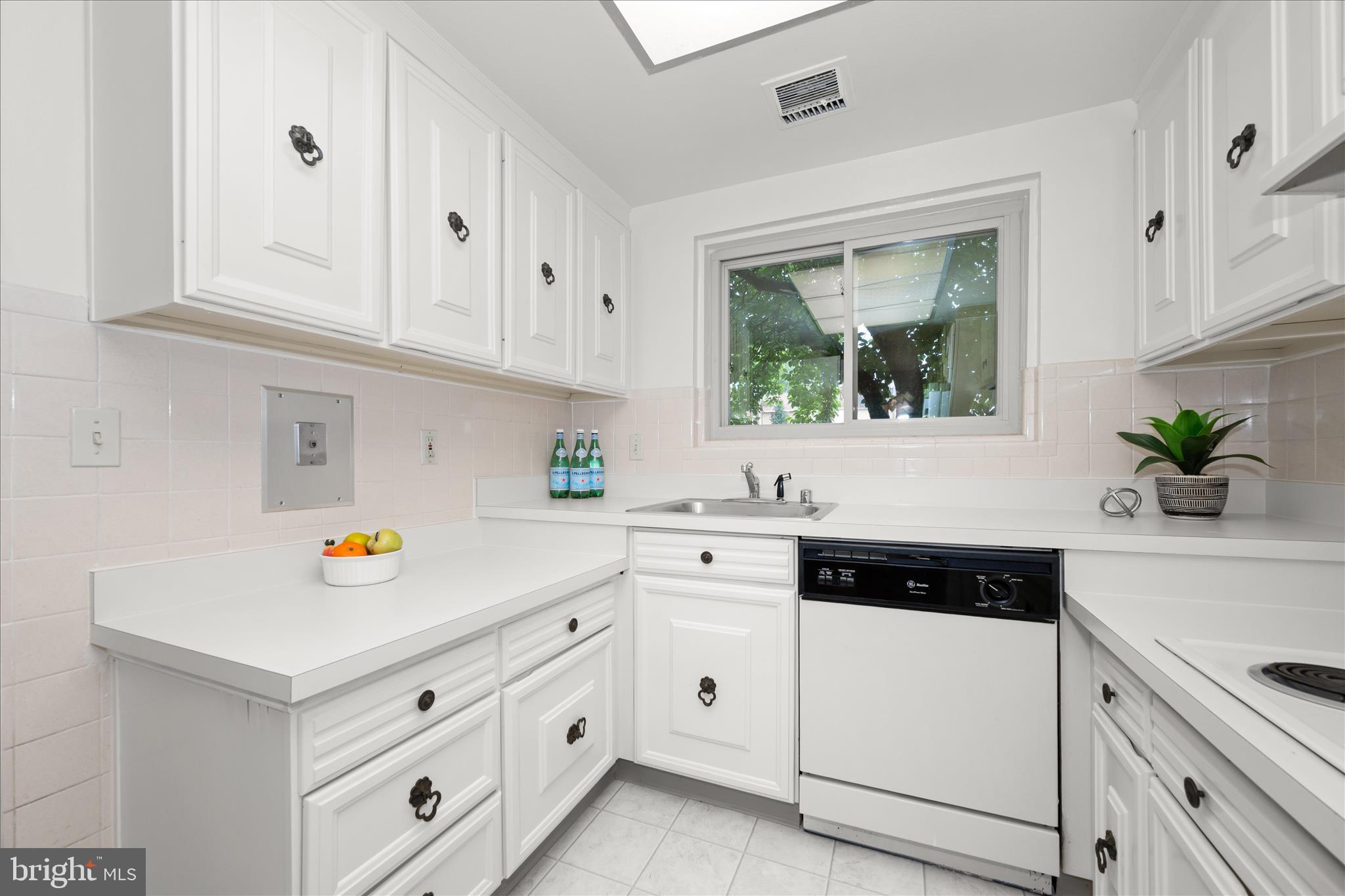 MONTGOMERY MUTUAL COOP - Residential