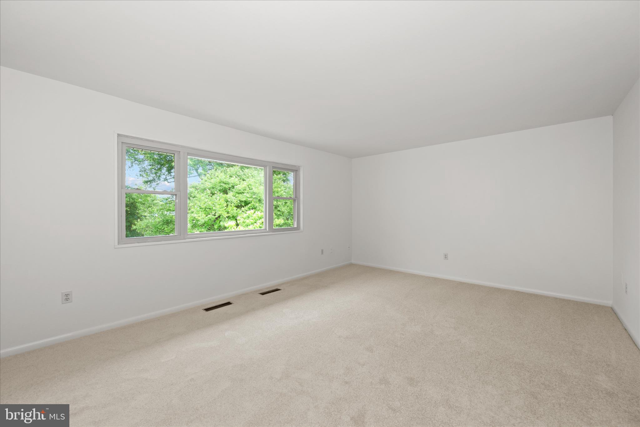 MONTGOMERY MUTUAL COOP - Residential